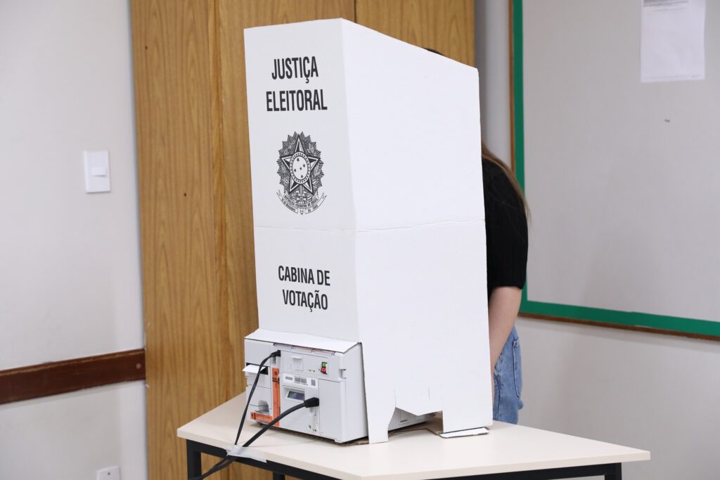 Eleições 2026: veja como se inscrever para ser mesário no Amapá