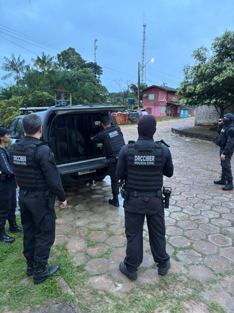 Suspeito de armazenar material de abuso sexual infantil é preso no AP