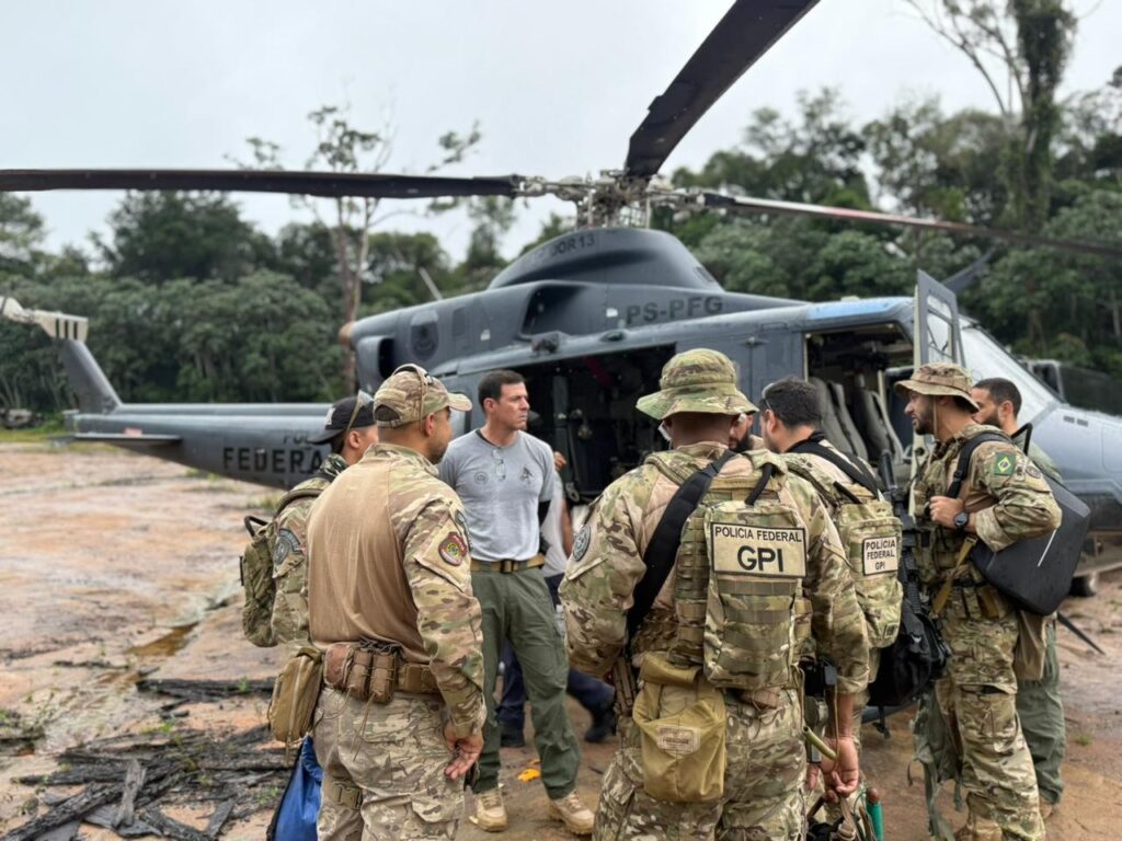 Áreas de garimpo ilegal são desativadas em operação no AP