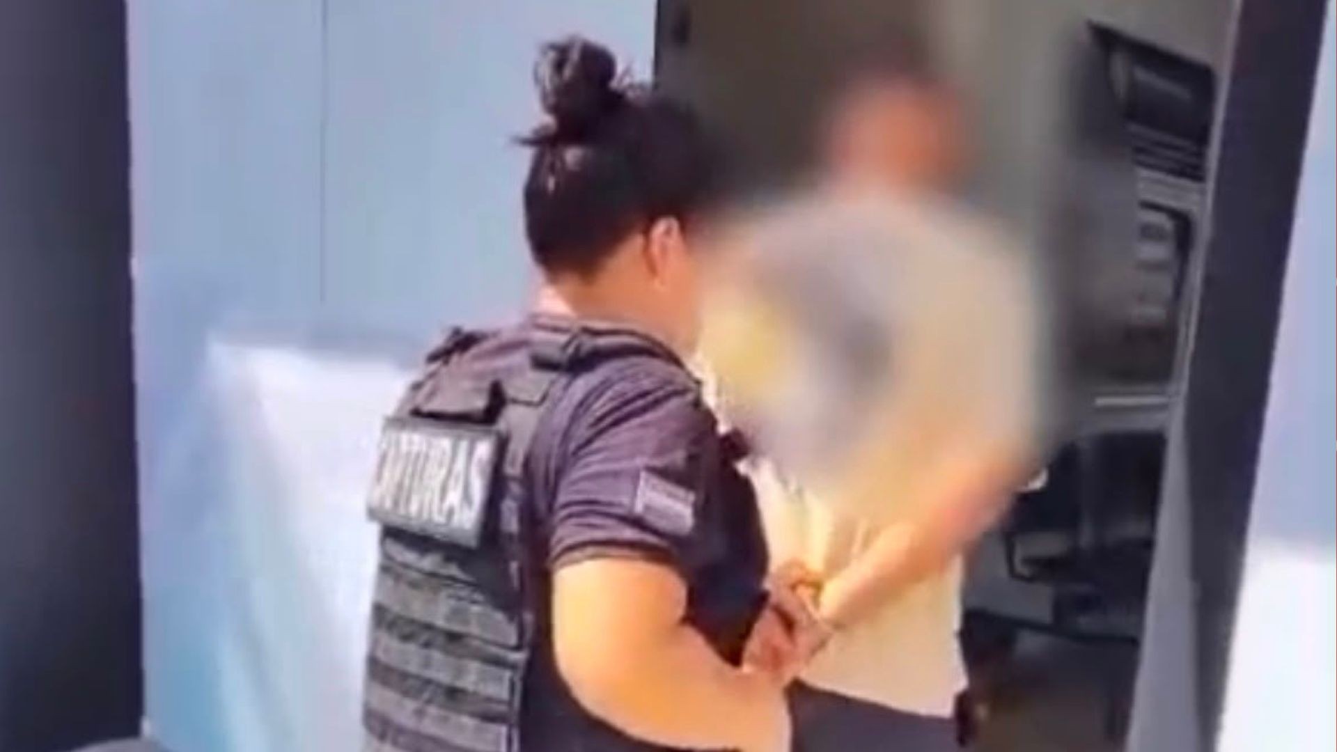 Suspeito queria que mulher esfregasse rosto em urina de cachorro no AP