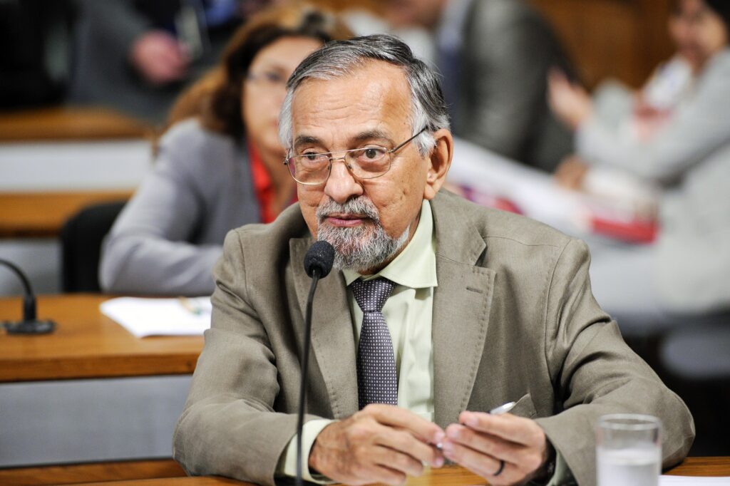 João Alberto Capiberibe anuncia pré-candidatura ao Senado pelo Amapá