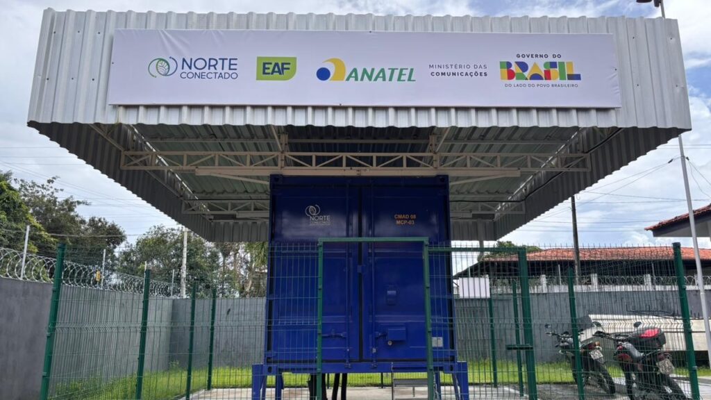 ‘Levar mais internet’, diz ministro sobre Infovia 03 no Amapá