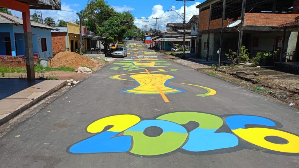 Futebol inspira transformação de comunidades no Amapá com arte urbana