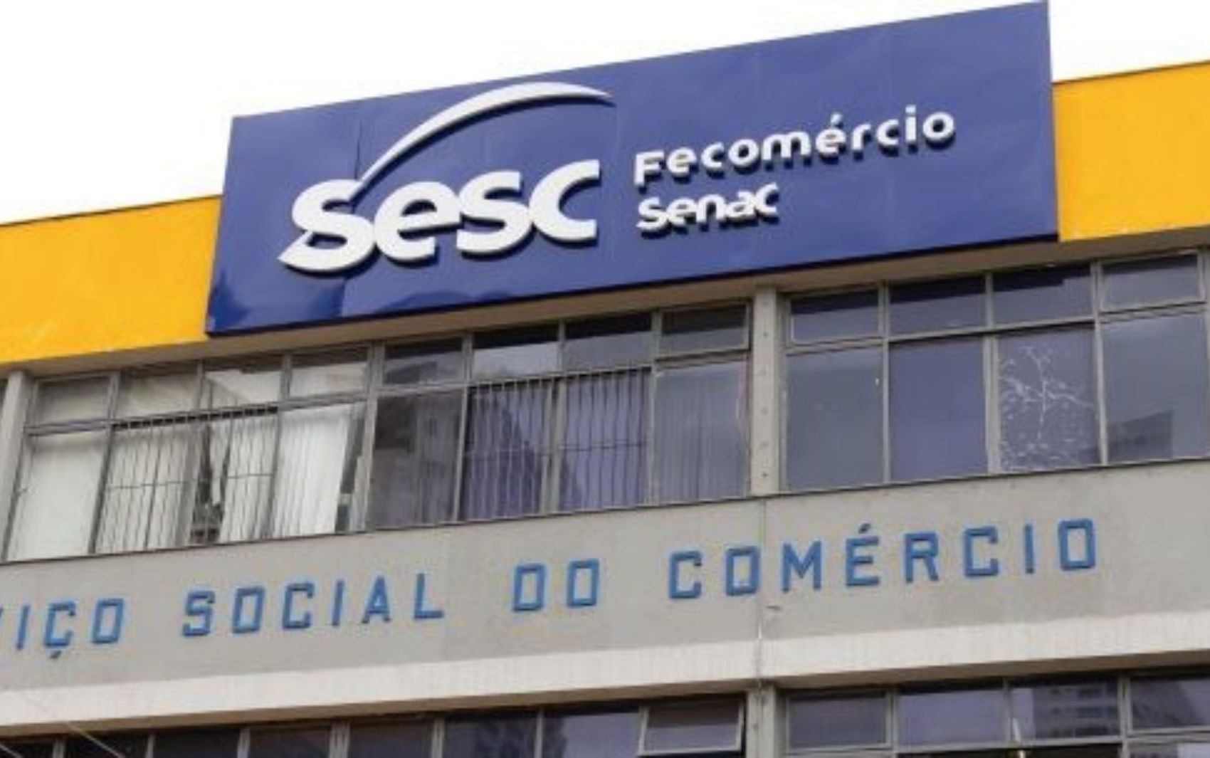 Sesc e Senac Goiás abrem vagas com salários de até R$ 6,6 mil